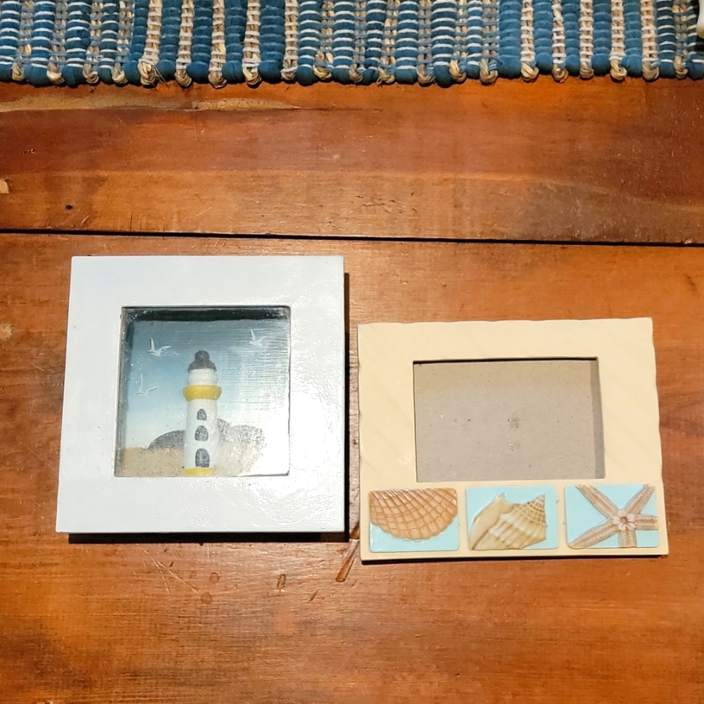 Set of 2 Beach Themed Decor